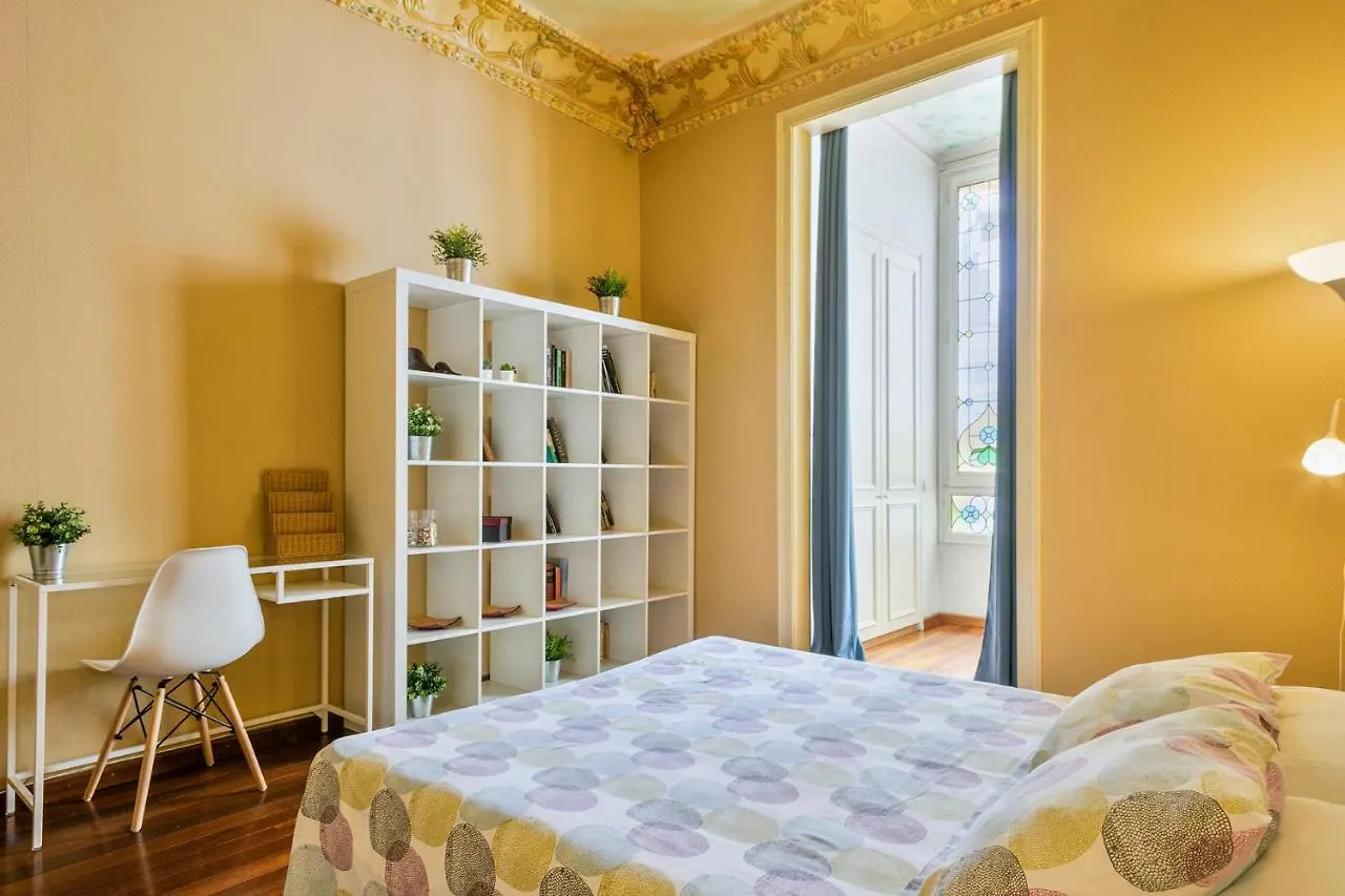 Apartamento Aribau 33 Habitaciones Barcelona España